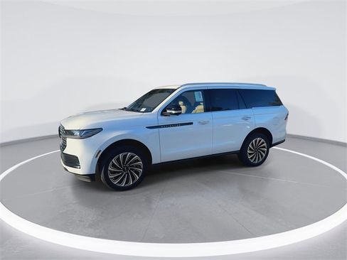 New 2025 Lincoln Navigator Black Label image 5