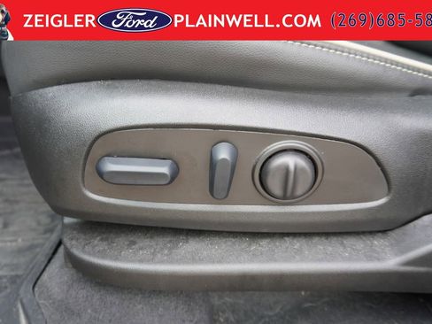 Used 2024 Chevrolet Traverse Premier w/ Redline Edition AWD/4WD image 24