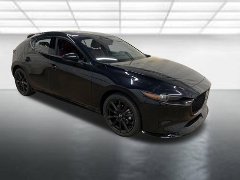 New 2026 MAZDA MAZDA3 Hatchback w/Premium Plus Pkg AWD/4WD image 2