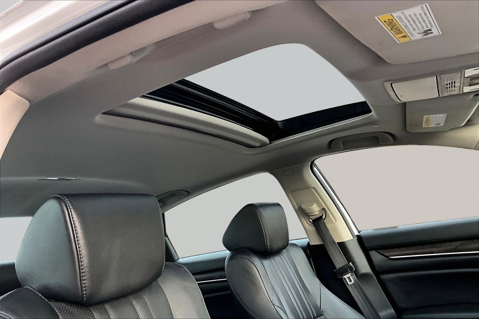 Used 2021 Honda Accord EX-L image 29