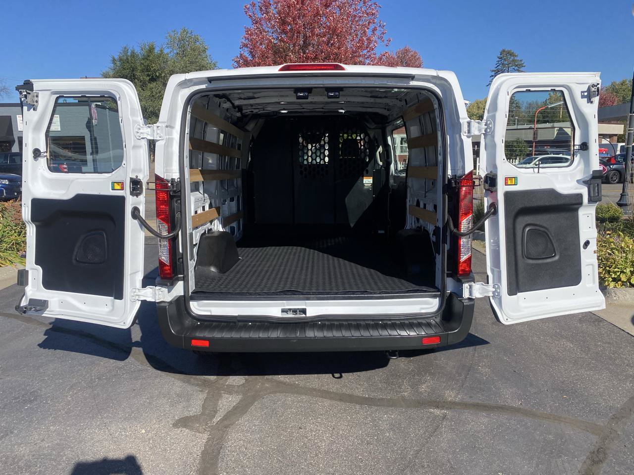 Used 2025 Ford Transit 250 Low Roof w/ Exterior Upgrade Package RWD image 11