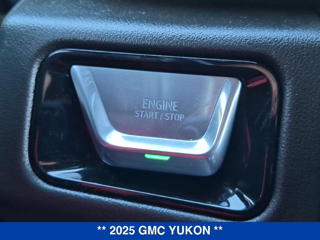 Used 2025 GMC Yukon Elevation AWD/4WD image 28