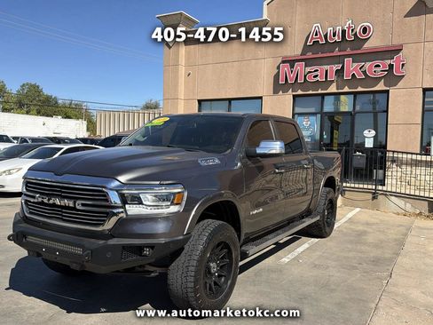 Used 2020 RAM 1500 Laramie AWD/4WD image 1
