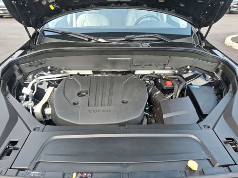 Certified 2023 Volvo XC90 B5 Plus w/ Protection Package Premier image 28