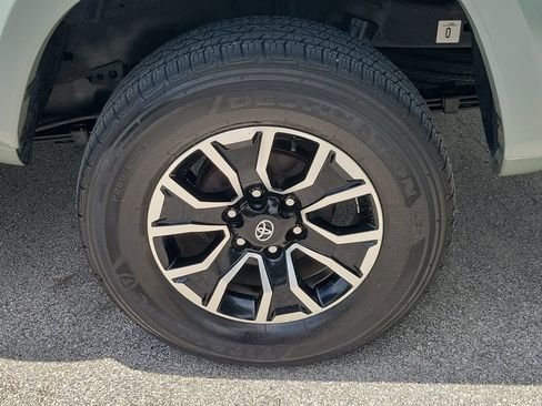 Used 2023 Toyota Tacoma TRD Sport RWD image 5