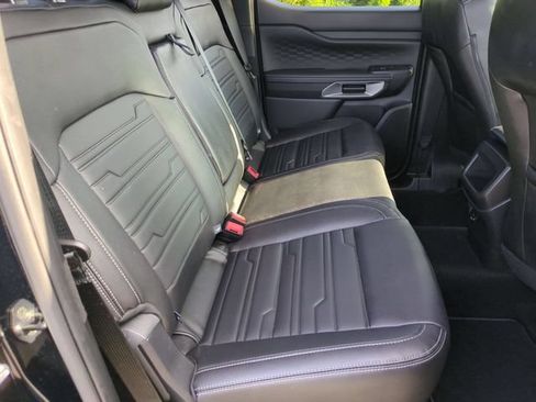 Used 2026 Ford Ranger Lariat w/ FX4 Off-Road Package AWD/4WD image 31