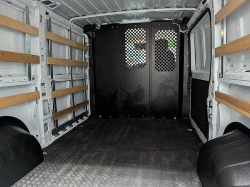 Used 2023 RAM ProMaster 2500 FWD image 10