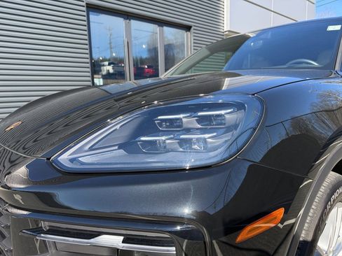 Certified 2025 Porsche Cayenne image 13