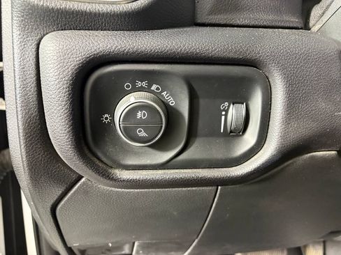 Used 2021 RAM 2500 Big Horn w/ Level 1 Equipment Group AWD/4WD image 13