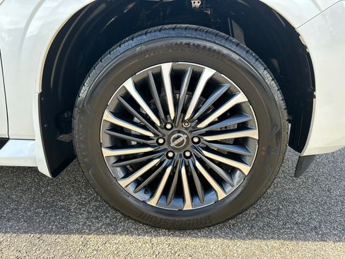 Certified 2026 Nissan Armada Platinum Reserve image 12