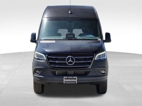 New 2025 Mercedes-Benz Sprinter 2500 image 2