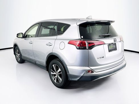 Used 2018 Toyota RAV4 XLE w/ All Weather Liner Package AWD/4WD image 5