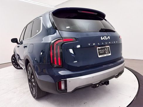 Certified 2024 Kia Telluride SX Prestige w/ Towing Package AWD/4WD image 13