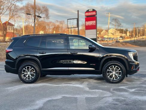 Used 2024 GMC Acadia AT4 image 7
