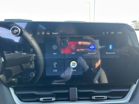 New 2026 Chevrolet Equinox LT image 24