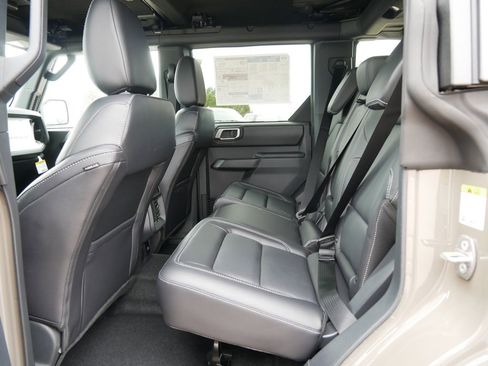 New 2026 Ford Bronco Outer Banks AWD/4WD image 11