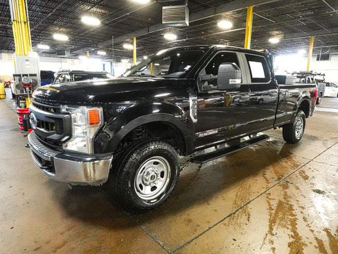 Used 2022 Ford F350 XL w/ Power Equipment Group AWD/4WD image 3