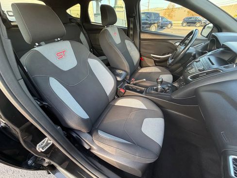 Used 2015 Ford Focus ST image 28