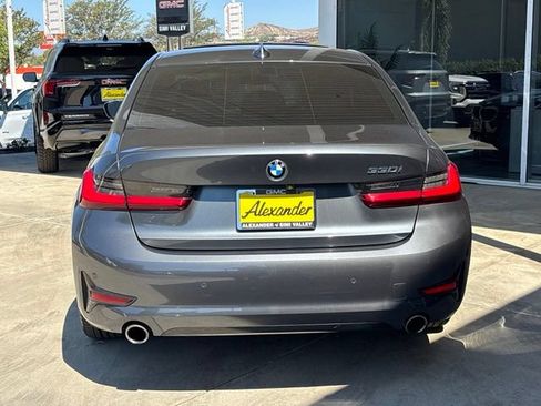 Used 2019 BMW 330i Sedan RWD image 4