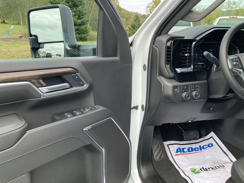 Used 2025 Chevrolet Silverado 3500 LT w/ All Star Edition image 20