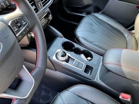 Used 2026 Ford Escape ST-Line Elite w/ Premium Technology Package image 15