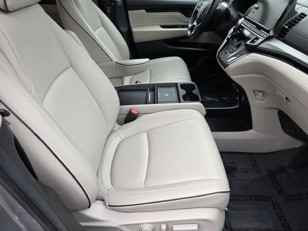 Used 2025 Honda Odyssey Touring image 29