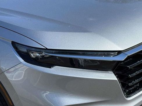 Certified 2023 Honda CR-V EX image 8