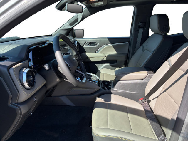 New 2026 Chevrolet Colorado ZR2 w/ Technology Package AWD/4WD image 11