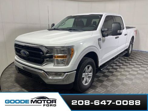 Certified 2022 Ford F150 XLT w/ Equipment Group 301A Mid AWD/4WD image 4
