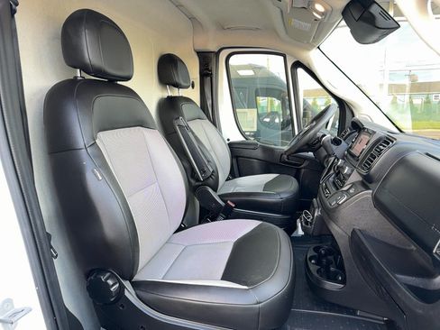 Used 2023 RAM ProMaster 2500 FWD image 16