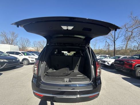 Used 2023 Chevrolet Tahoe LT w/ LT Signature Package image 24