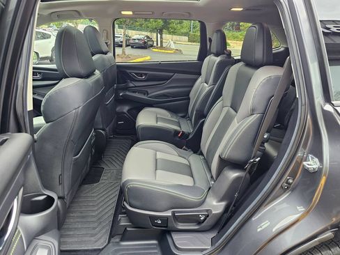 Used 2024 Subaru Ascent Onyx Edition Limited AWD/4WD image 17