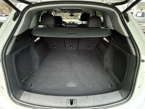 Used 2018 Audi Q5 2.0T Premium Plus w/ Premium Plus Package image 12