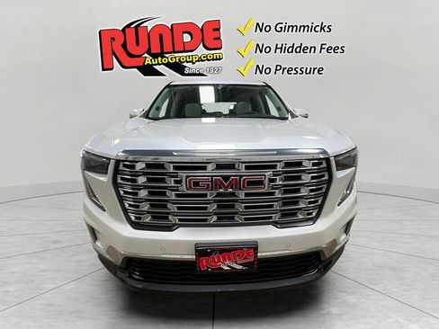 Used 2025 GMC Acadia Denali w/ Super Cruise Package AWD/4WD image 9