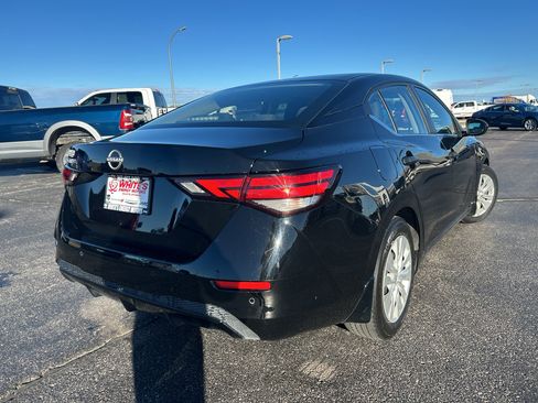 Used 2024 Nissan Sentra S image 7