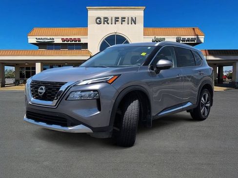 Used 2023 Nissan Rogue Platinum w/ Platinum Premium Package FWD image 11