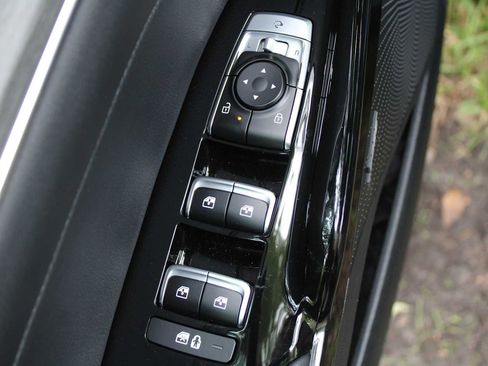 New 2025 Kia K5 EX image 19