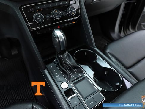 Used 2023 Volkswagen Atlas SE w/ Black Wheel Package FWD image 24