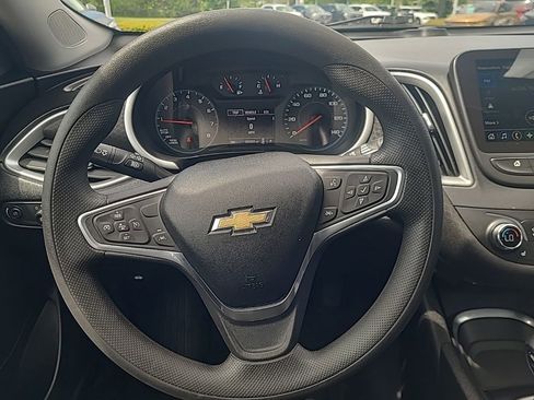 Used 2023 Chevrolet Malibu LT w/ Driver Confidence Package FWD image 16