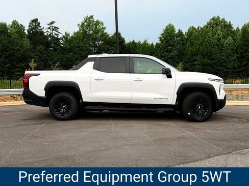 New 2026 Chevrolet Silverado EV W/T AWD/4WD image 2