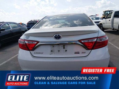 Used 2015 Toyota Camry SE FWD image 31