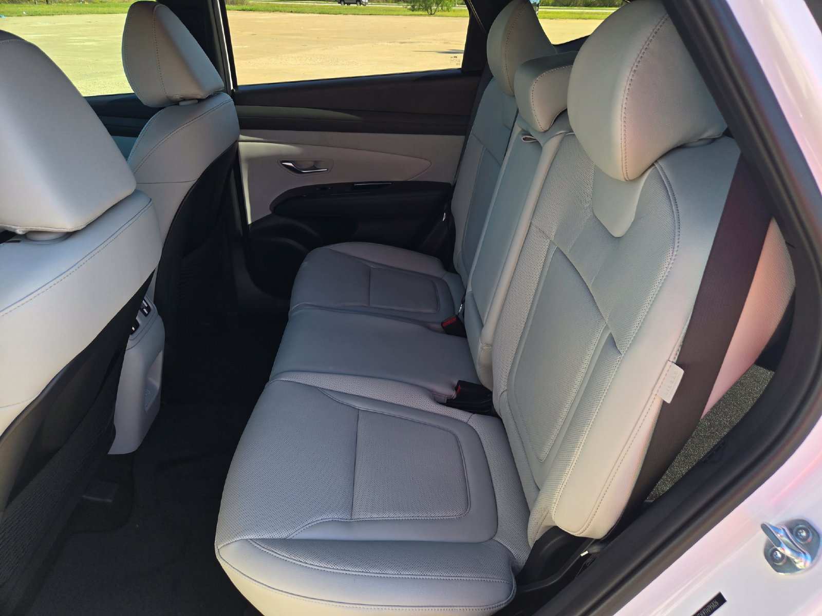 New 2026 Hyundai Tucson Limited FWD image 8