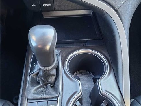 Used 2023 Toyota Camry SE image 26