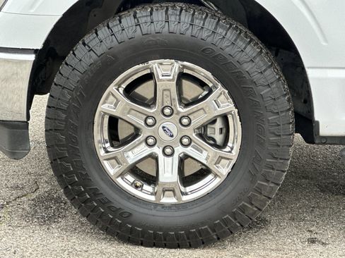 Certified 2022 Ford F150 XLT w/ Equipment Group 302A High image 25