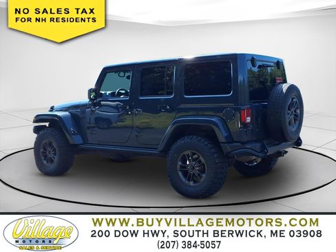 Used 2018 Jeep Wrangler Unlimited Sport AWD/4WD image 3