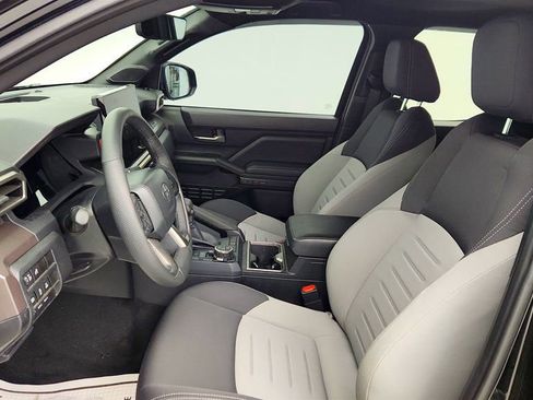 Used 2024 Toyota Tacoma TRD Off-Road w/ TRD Off Road Upgrade Package image 18