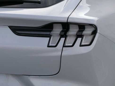 Certified 2023 Ford Mustang Mach-E Select RWD image 5