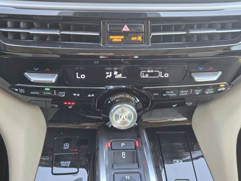 Certified 2025 Acura MDX w/ Technology Package image 25