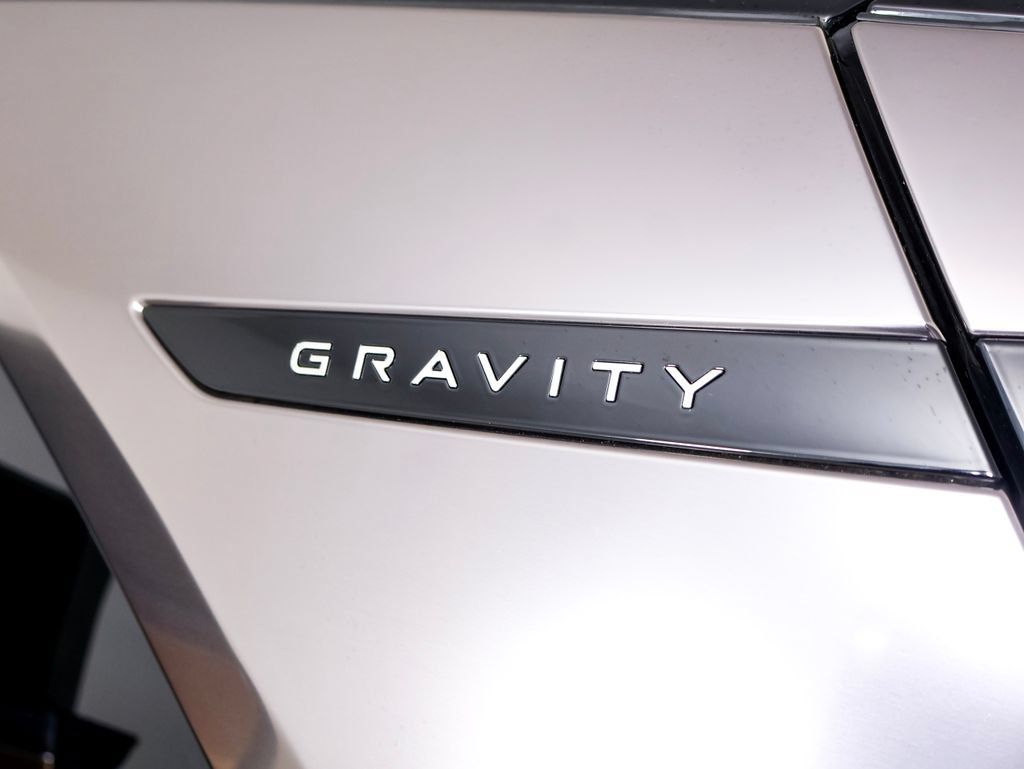 Used 2026 Lucid Gravity Grand Touring AWD/4WD image 15