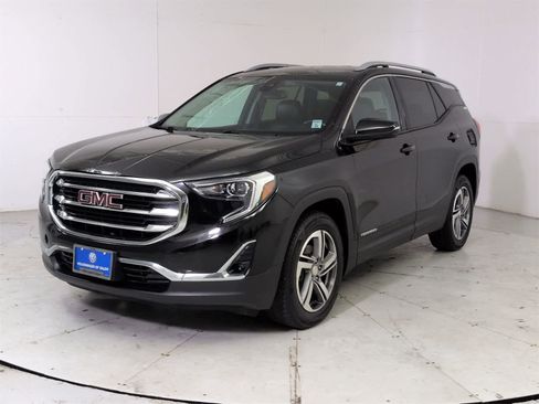 Used 2020 GMC Terrain SLT image 1